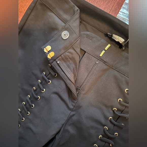 ✨BNWT✨ BEBE laced up straight leg pants size 8 - Picture 4 of 7